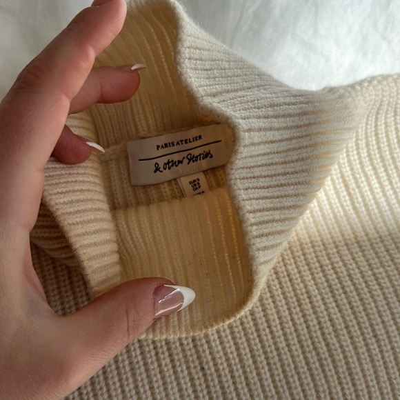 & Other Stories | Thick Sweater - Picture 3 of 4